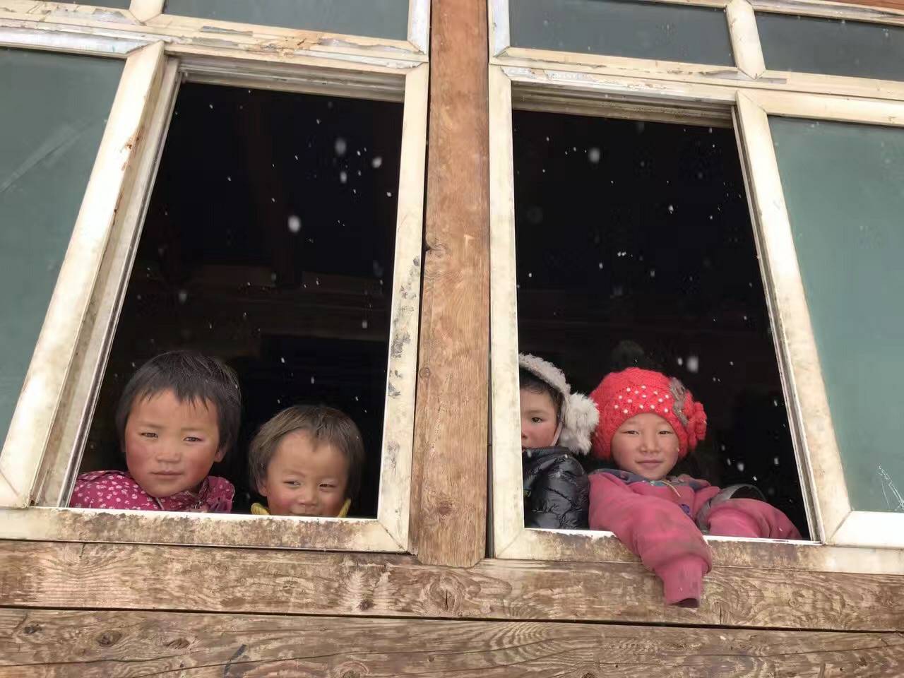 半岛·官方站线登入页面-半岛online(中国)公益回顾丨家国同欢月同圆 温暖满载甘孜州(图9) 半岛·官方站线登入页面-半岛online(中国)公益回顾丨家国同欢月同圆 温暖满载甘孜州(图9)