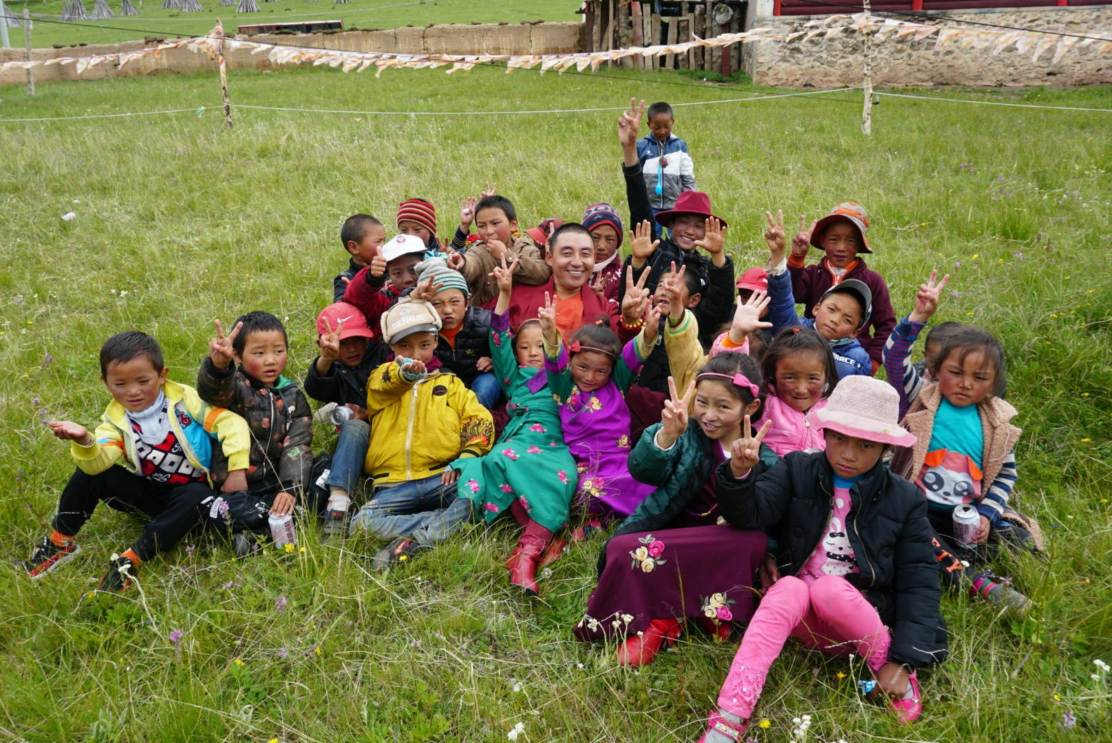 半岛·官方站线登入页面-半岛online(中国)公益回顾丨家国同欢月同圆 温暖满载甘孜州(图14) 半岛·官方站线登入页面-半岛online(中国)公益回顾丨家国同欢月同圆 温暖满载甘孜州(图14)